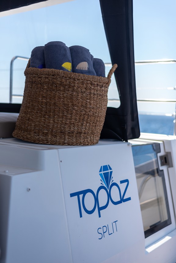 Image of Topaz yacht #10