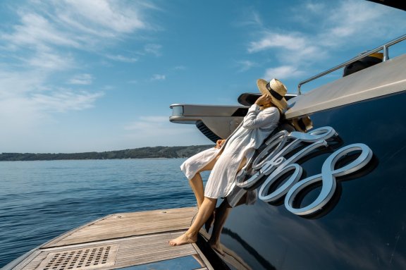 Image of Fashion 68 yacht #16