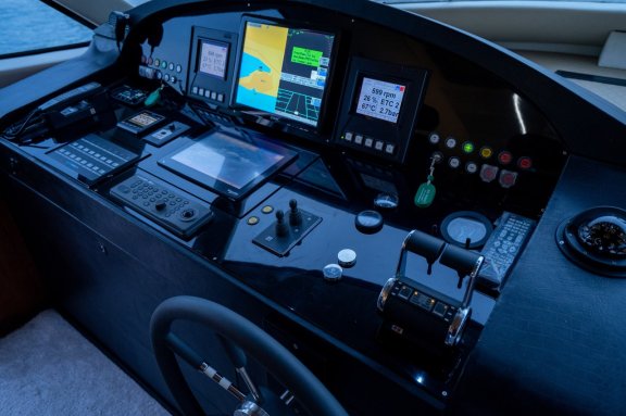 Image of Fashion 68 yacht #38