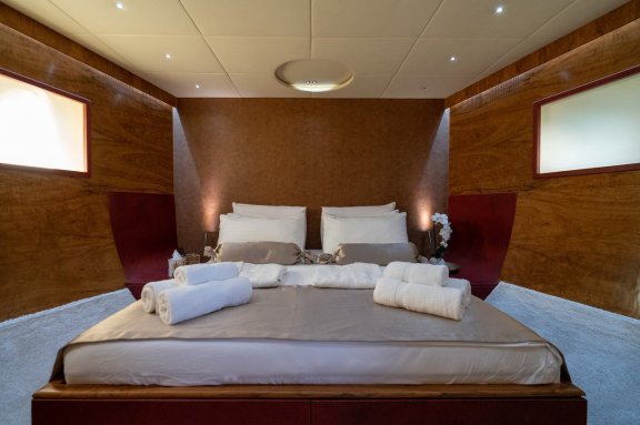 Image of Fashion 68 yacht #41