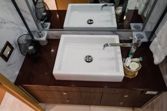 Image of Fashion 68 yacht #55