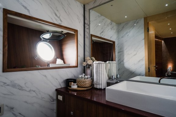 Image of Fashion 68 yacht #56