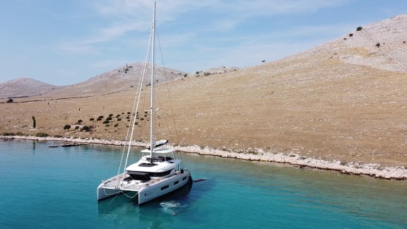 Image of Tri-Wing yacht #5