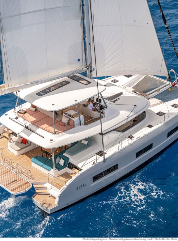 Image of Tri Wing yacht #7