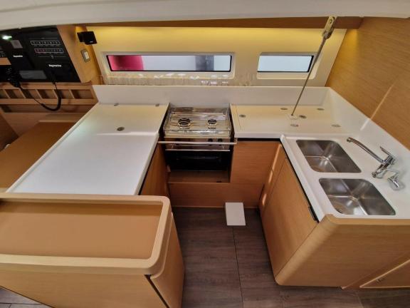 Image of Koala II yacht #4