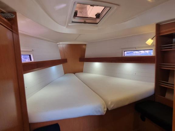 Image of Eleven yacht #6