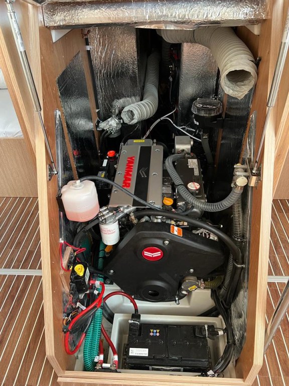 Image of Gala yacht #25