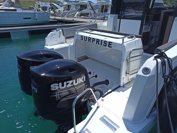 Image of Surprise yacht #5