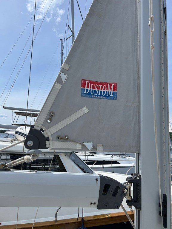 Image of Pulenat yacht #18