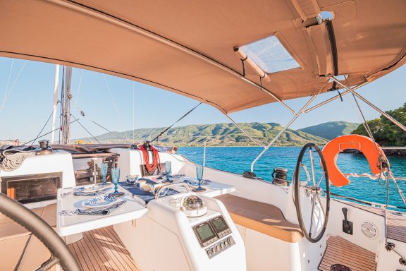 Image of Irene yacht #6