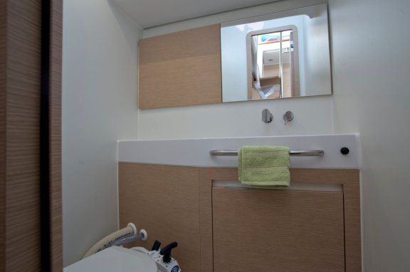 Image of Vuschi yacht #16