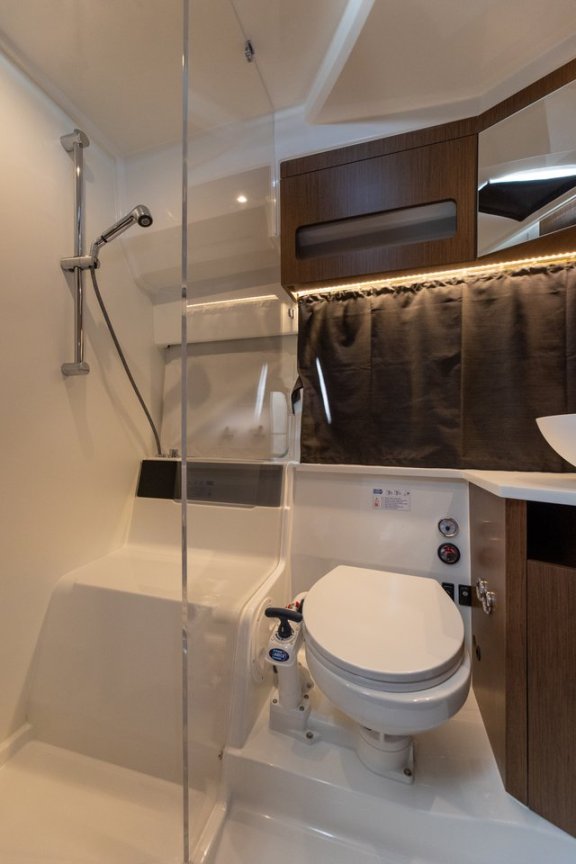 Image of Desiree yacht #16