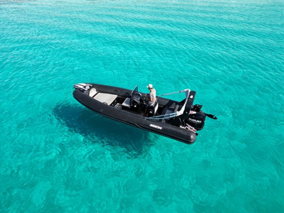 Image of Triton yacht #2