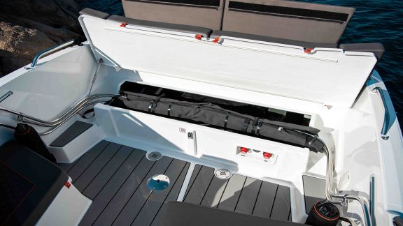 Image of Iris yacht #11