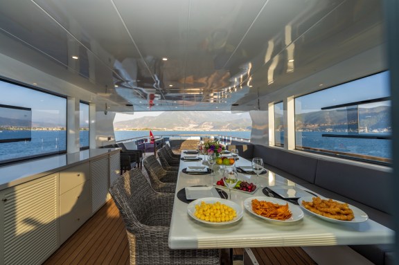 Image of Albatros Explorer yacht #10