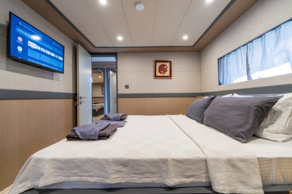 Image of Albatros Explorer yacht #16