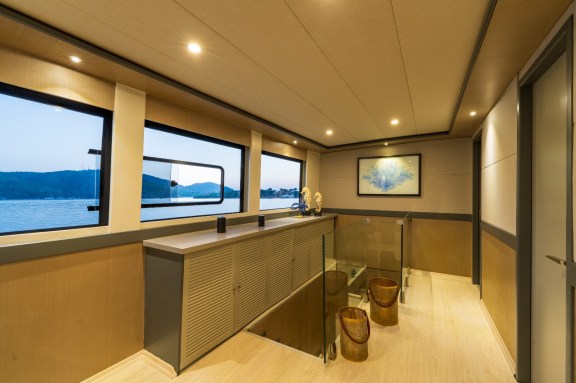 Image of Albatros Explorer yacht #23