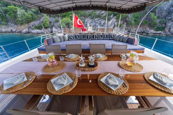 Image of Nautilus yacht #11