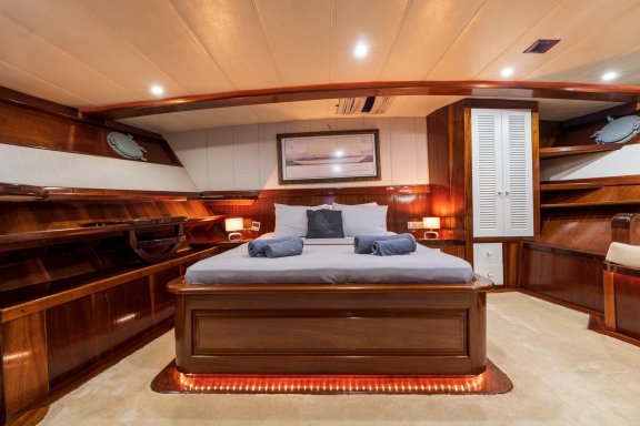 Image of Nautilus yacht #13