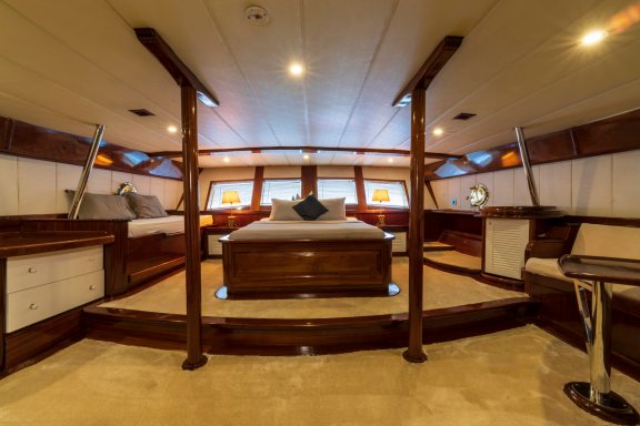 Image of Nautilus yacht #19