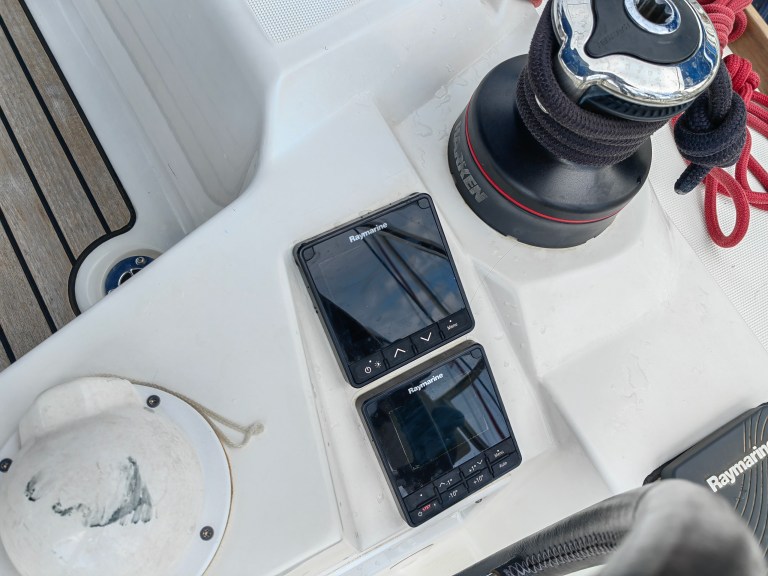 Image of Islanders yacht #10