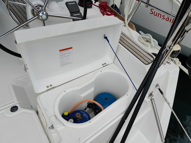 Image of Islanders yacht #11