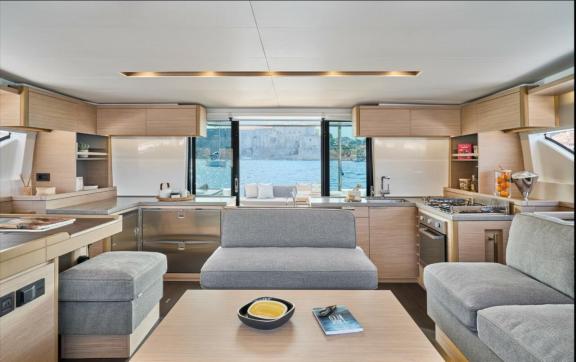 Image of Deb Elli yacht #11