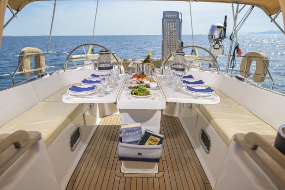 Image of Mythos yacht #24