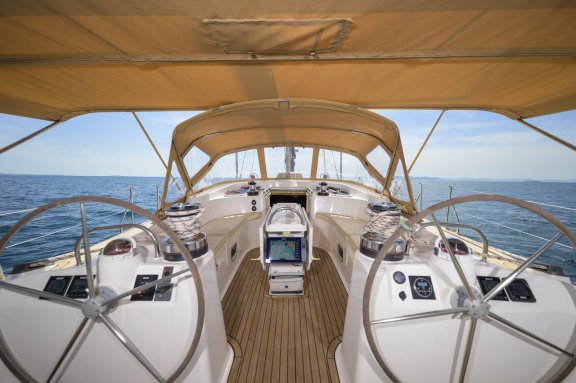 Image of Mythos yacht #31