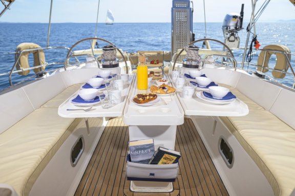 Image of Mythos yacht #33