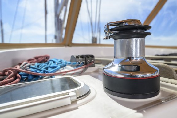 Image of Mythos yacht #35