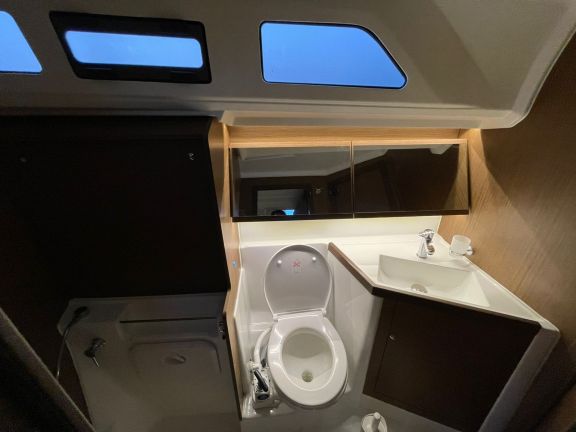 Image of Aurora yacht #12