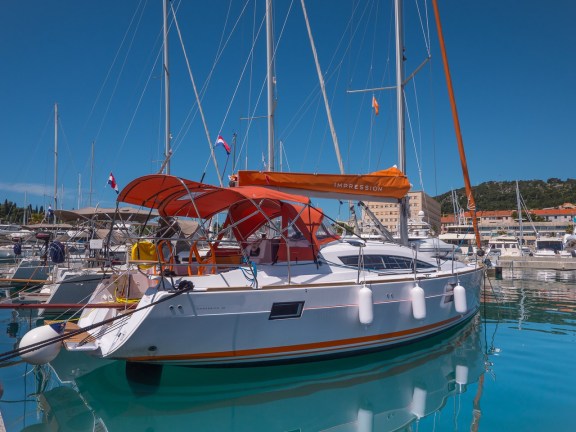 Image of Happy yacht #3