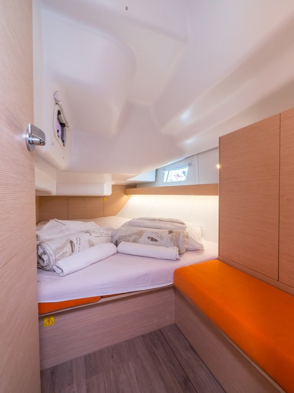 Image of Happy yacht #25