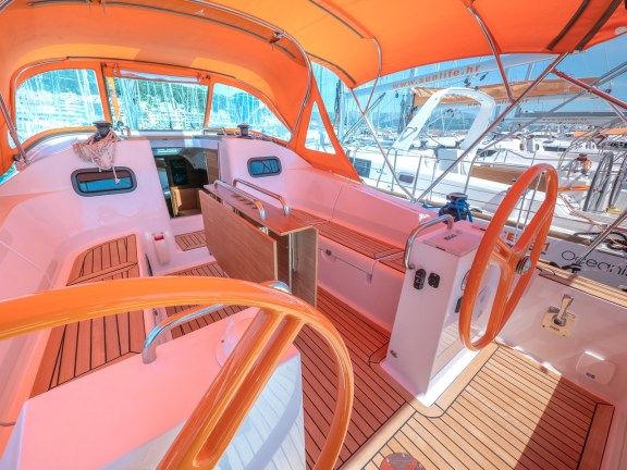 Image of Funky yacht #8