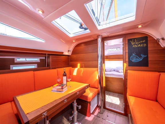 Image of Funky yacht #10