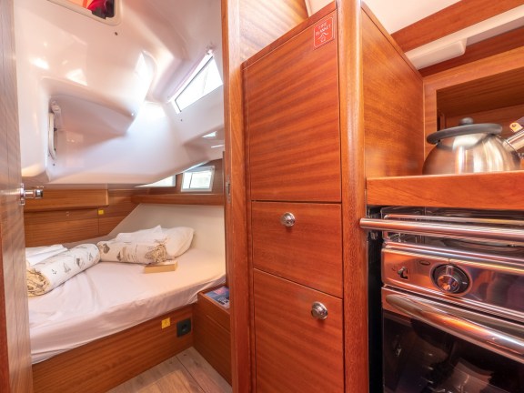 Image of Funky yacht #23