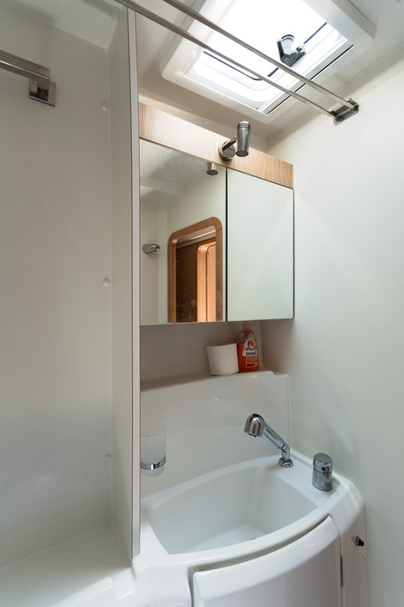 Image of Sunshine yacht #28