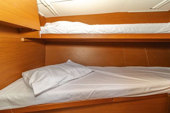 Image of Queens of Utrecht yacht #5