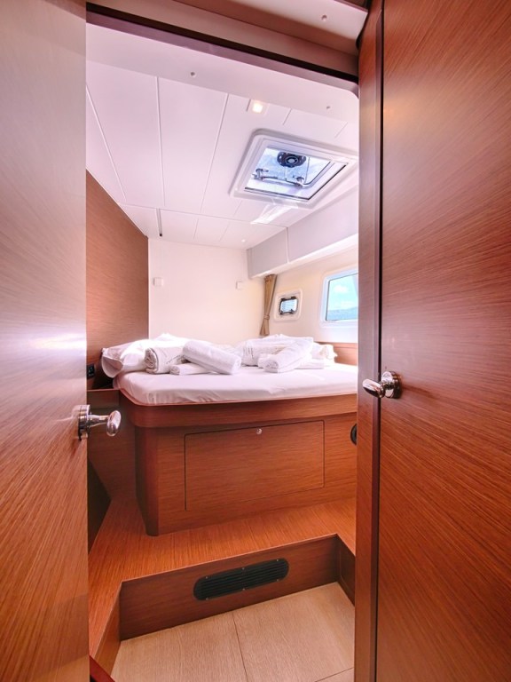 Image of Sea Voyager yacht #18