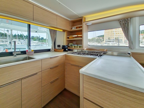 Image of Felicita yacht #18