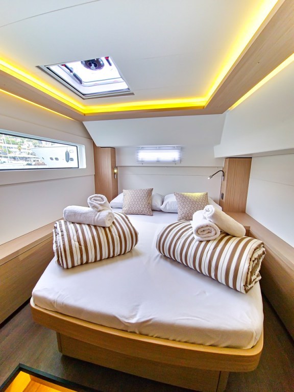 Image of Felicita yacht #27