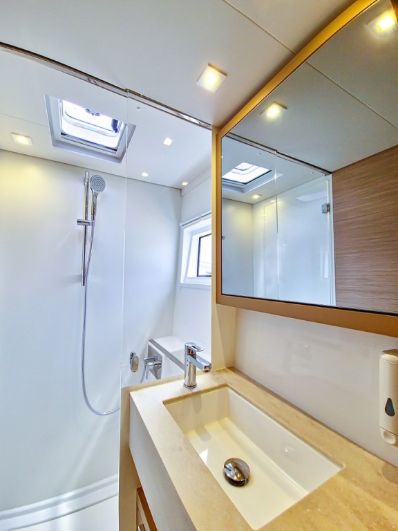 Image of Felicita yacht #31