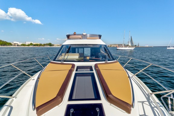 Image of Amber Blue yacht #17