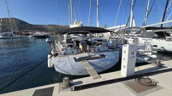 Image of Esther yacht #3