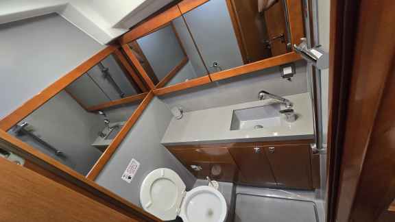 Image of Esther yacht #21