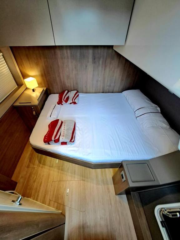 Image of Loba Do Mar yacht #18