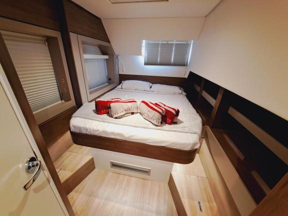 Image of Loba Do Mar yacht #17