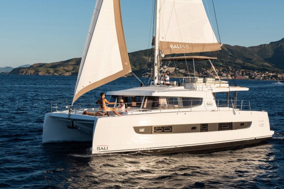 Image of C Sisters yacht #4