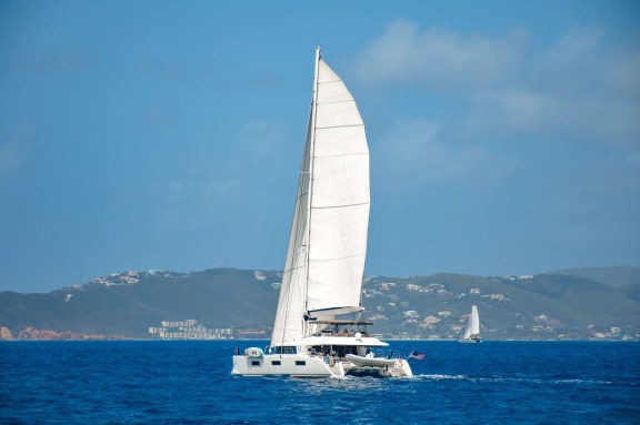 Image of Heavenly yacht #3